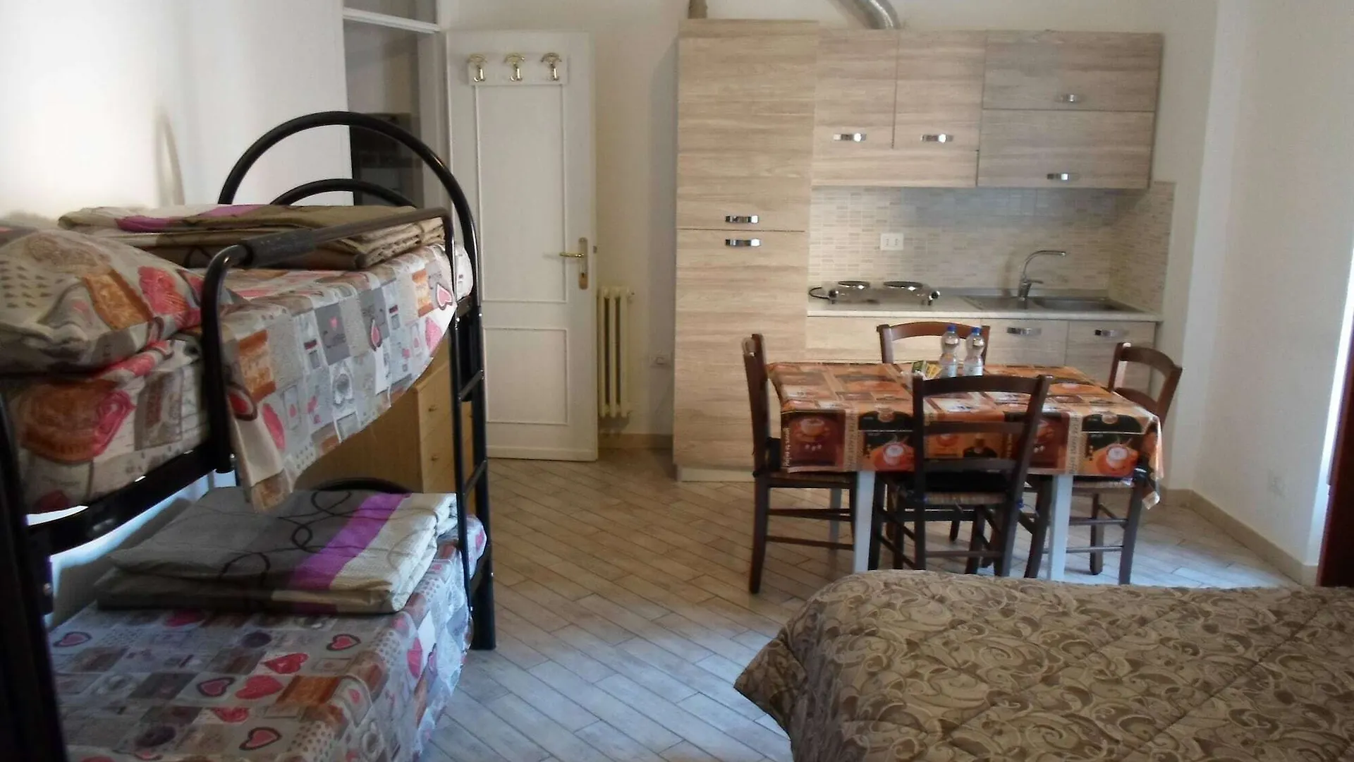 Il Volto Del Lago - Rooms&Apartments San Felice del Benaco Apartment